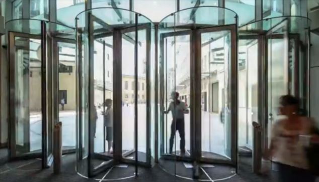 article-0-1654E9AF000005DC-913_634x363